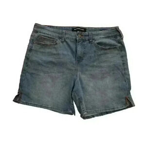 Bandolino Amelia Size 8 Blue Jean Shorts Light Wash Viscose Blend